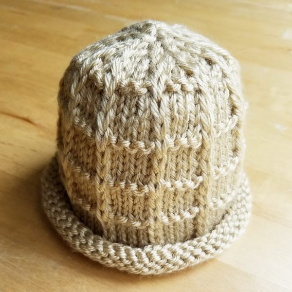 hand knit peanut hat